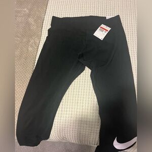 Nike Dry-Fit Leggings; size L